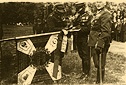 Dubno, 1938 r. Nowy sztandar 43. Puku Piechoty im. Legionu Bajoczykw. Od lewej: dowdca puku pk Kubicki, zastpca dowdcy ppk Undas, adiutant puku kpt. J. Kaucz.