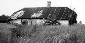 Aleksandrwka, 1991 r. Ocalay przypadkowo jedyny dom z polskiej kolonii. Wszystkie pozosta spalone przez UPA w 1943 r. 