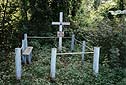 Wierzbiczno, wie w gminie Turzysk, 2000 r. Mogia rodziny Gowiskich zamordowanych przez UPA 4 wrzenia 1943 r.